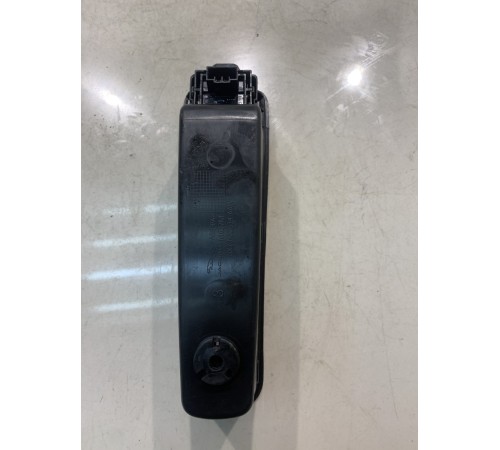 Кнопка открывания двери