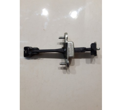 Ограничитель двери (передний, правый)