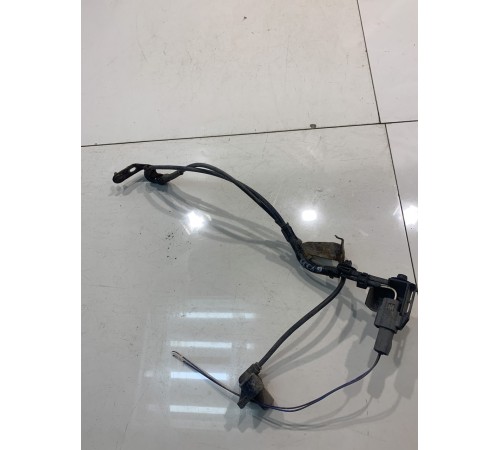 Датчик ABS (передний, правый)