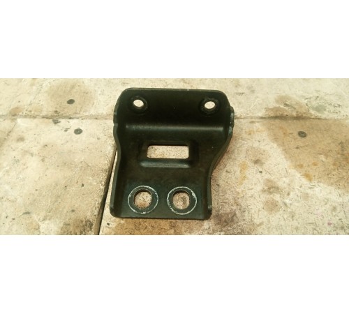 Кронштейн впускного коллектора