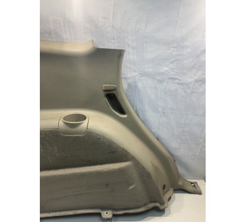 Обшика багажника (левая)