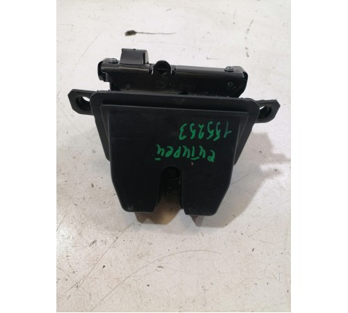 Замок крышки багажника