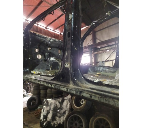 Порог со стойкой (левый)