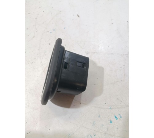 Крепление в салоне