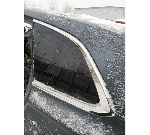 Глухое стекло заднее левое