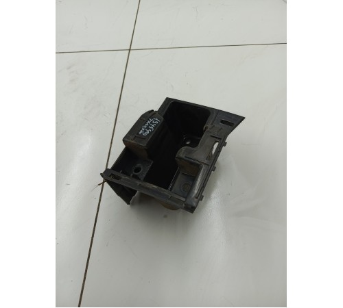 Кронштейн заднего бампера левый