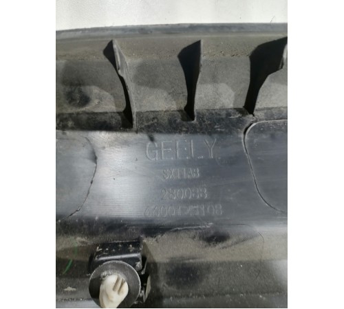 Накладка двери передняя левая