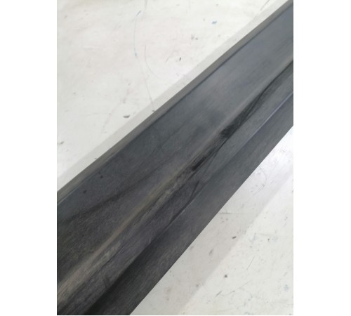 Накладка двери передняя левая