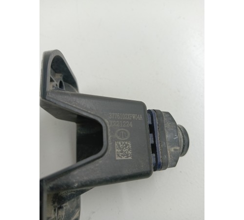 Камера переднего вида