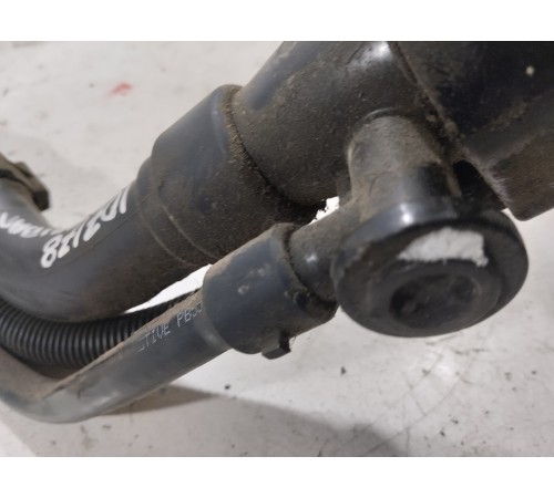 Горловина топливного бака