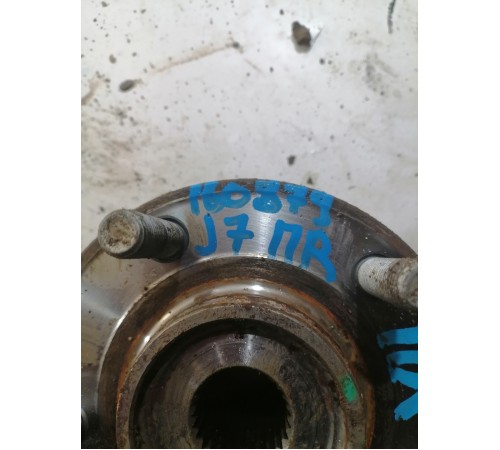 Ступица передняя правая