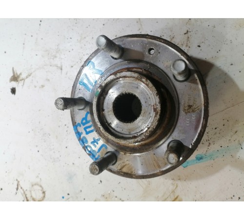 Ступица передняя правая