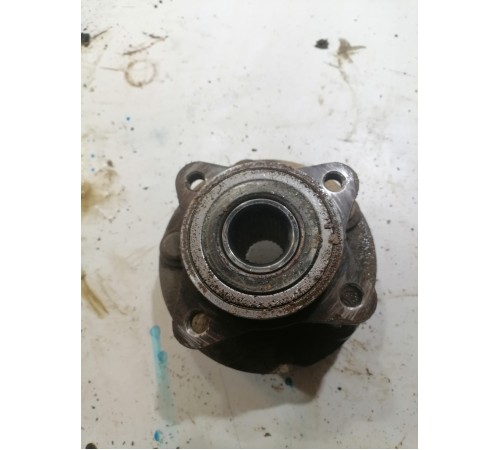 Ступица передняя правая