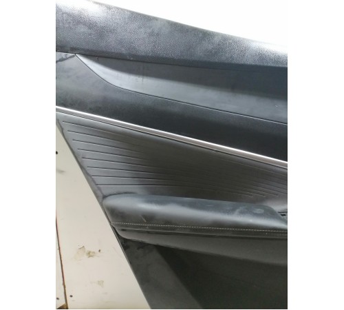 Обшивка двери задняя левая