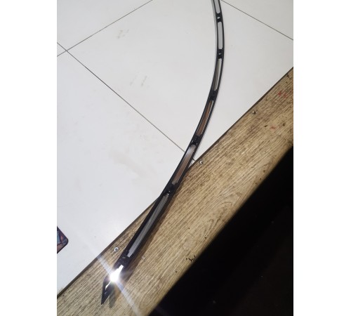 Молдинг крыши левый