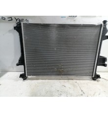 Радиатор охлаждения двигателя