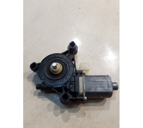 Моторчик стеклоподъемника (передний, левый)