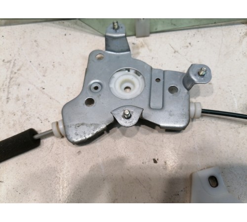 Стекло подъёмник зад правый