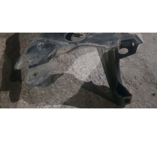 Подрамник  Передний  4WD