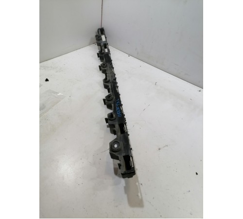 Кронштейн крепление заднего бампера центральный