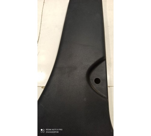 Обшивка центральной стойки(правая нижняя)