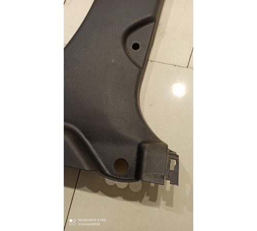 Обшивка центральной стойки(правая нижняя)