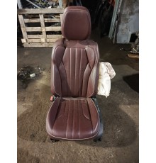 Сиденье переднее левое