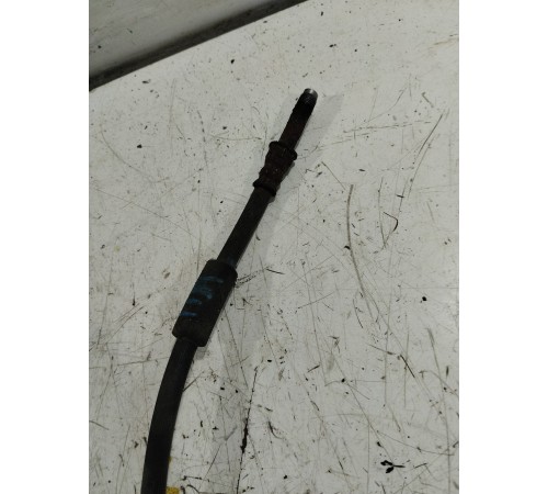 Тормозной шланг передний правый