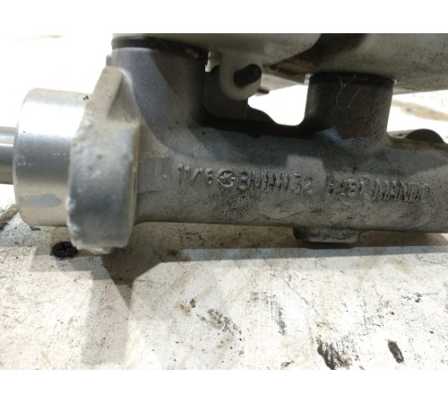 Цилиндр главный тормозной