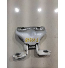 Петля двери(задняя левая верхняя)