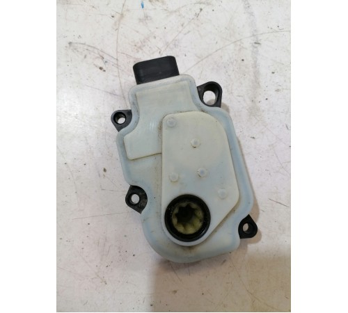 Моторчик жалюзи радиатора