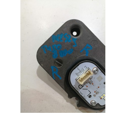 Светодиодный модуль правой фары