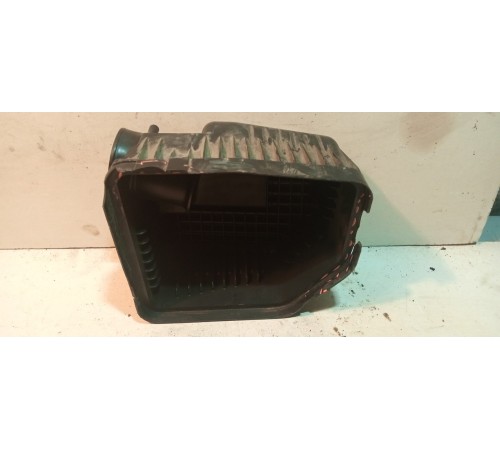 Корпус воздушного фильтра   Верхняя часть