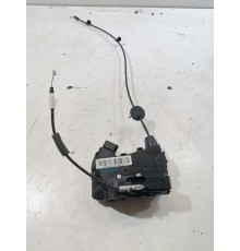 Замок двери задний правый