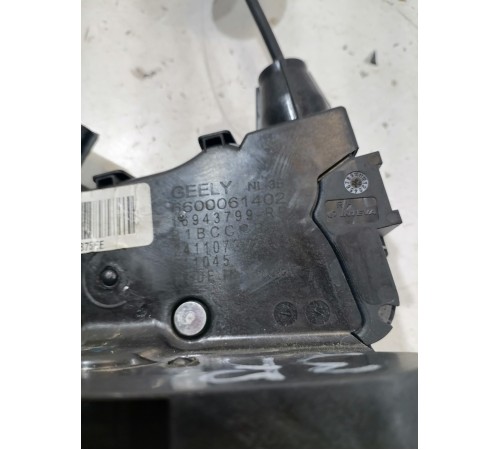 Замок двери задний правый