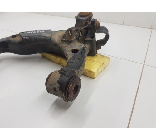 Рычаг передний левый нижний