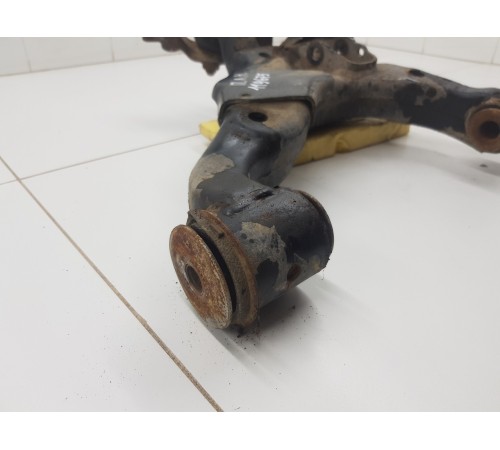 Рычаг передний левый нижний