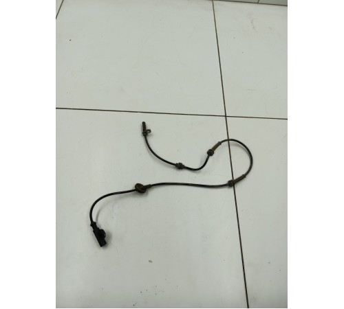 Датчик (ABS) передний левый