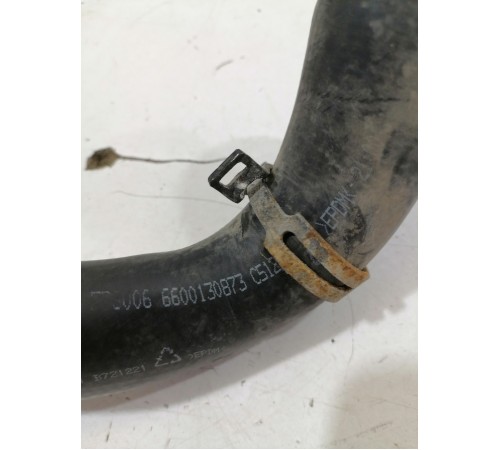 Патрубок системы охлаждения