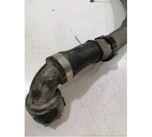 Патрубок системы охлаждения