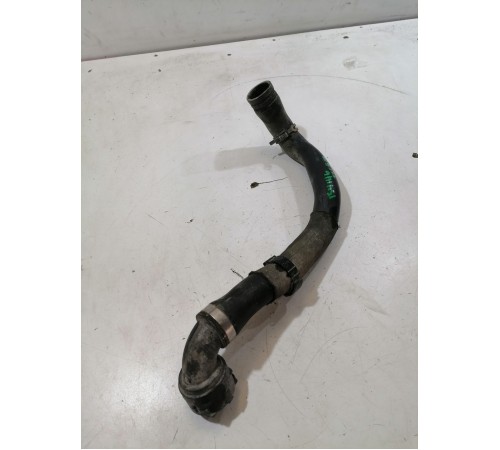 Патрубок системы охлаждения