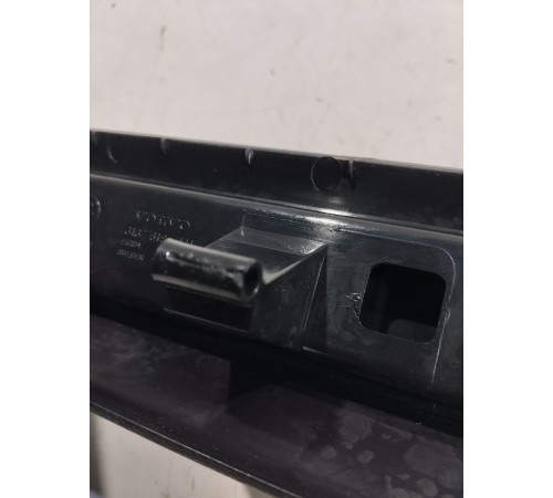 Накладка порога (задняя, левая)