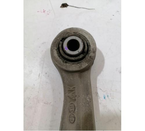 Рычаг подвески задний правый верхний