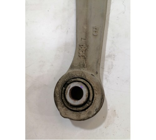 Рычаг подвески задний правый верхний