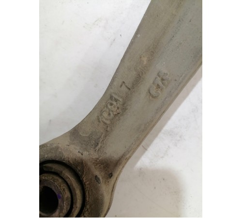 Рычаг подвески задний правый верхний