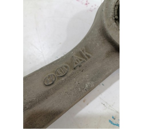 Рычаг подвески задний правый верхний