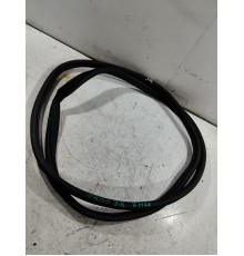 Уплотнитель двери задний правый