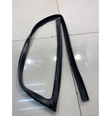 Резинка стекла(передняя,левая)