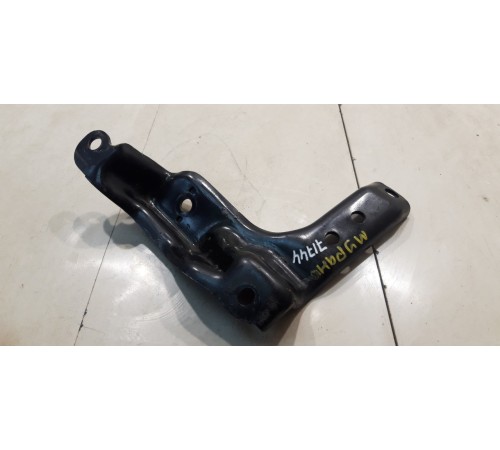 кронштейн кузова