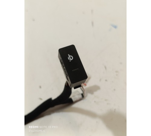 Индикатор беспроводной зарядки с проводом